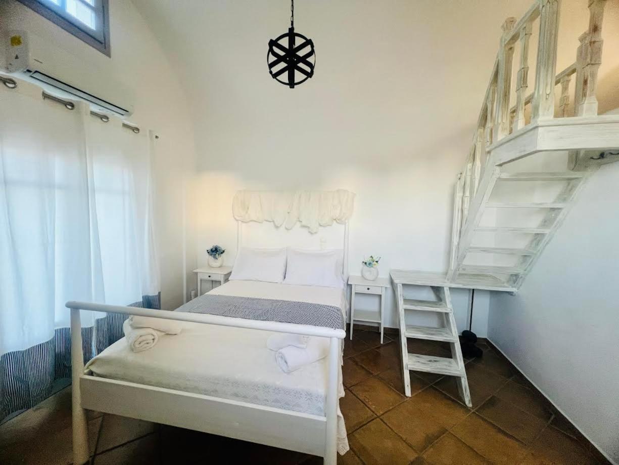 Santorini Mesotopos Fira  Eksteriør bilde
